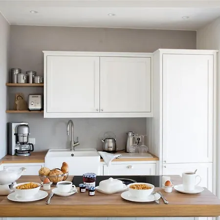 Ferienhaus Reetdorf Geltinger Birk Atelierhaus Erlenstamm