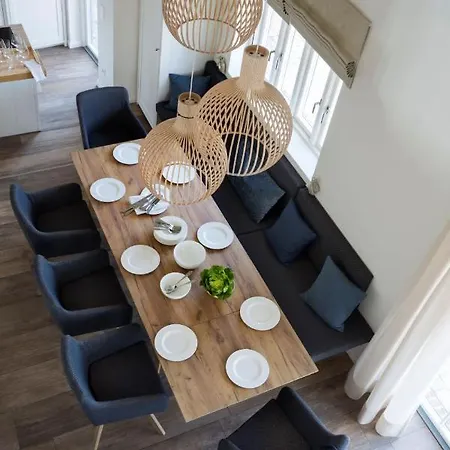 Reetdorf Geltinger Birk Atelierhaus Erlenstamm * Nieby (Nieby, Schleswig-Flensburg)